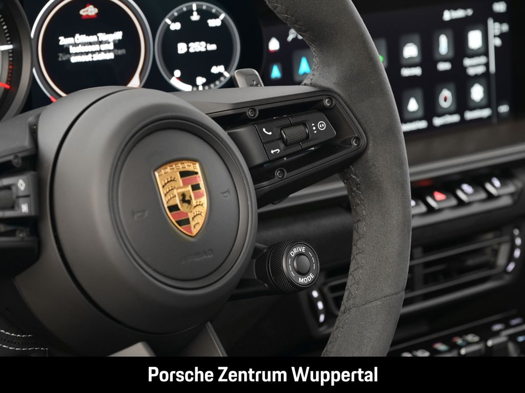 Porsche 992 2022