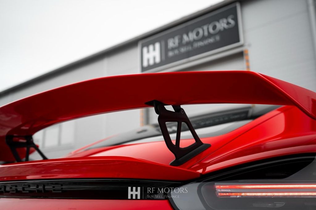 Porsche Cayman 2023