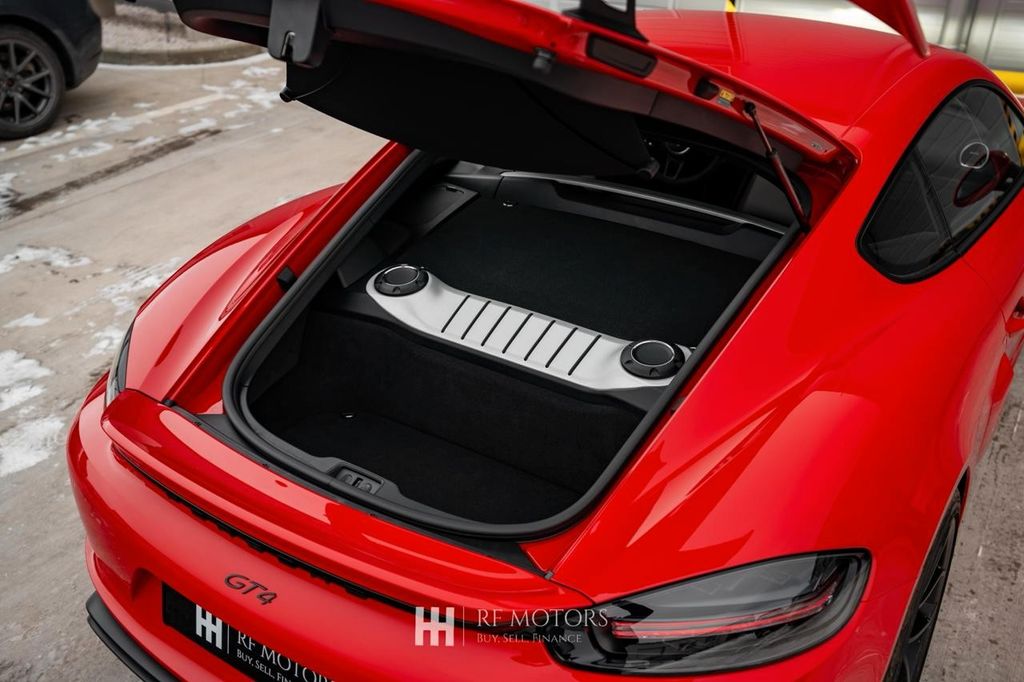 Porsche Cayman 2023