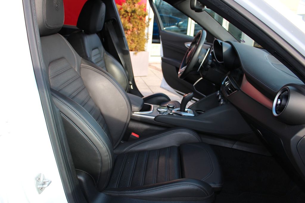 Alfa Romeo Giulia 2022