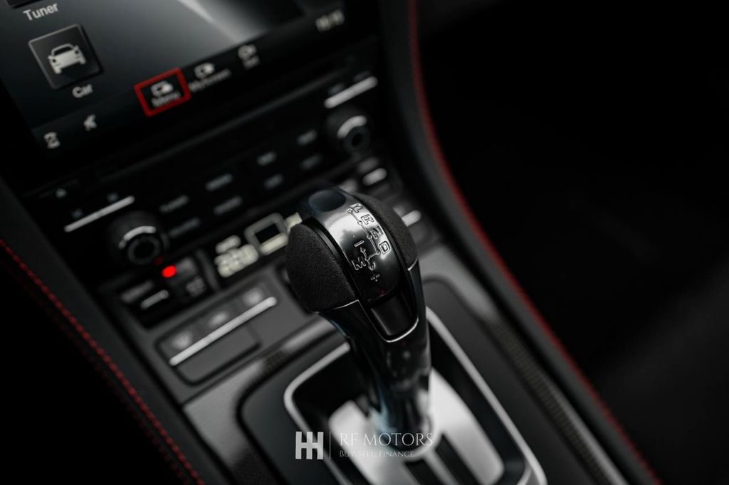 Porsche Cayman 2023