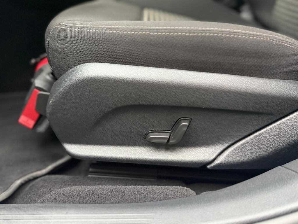 Mercedes-Benz E 300 2021