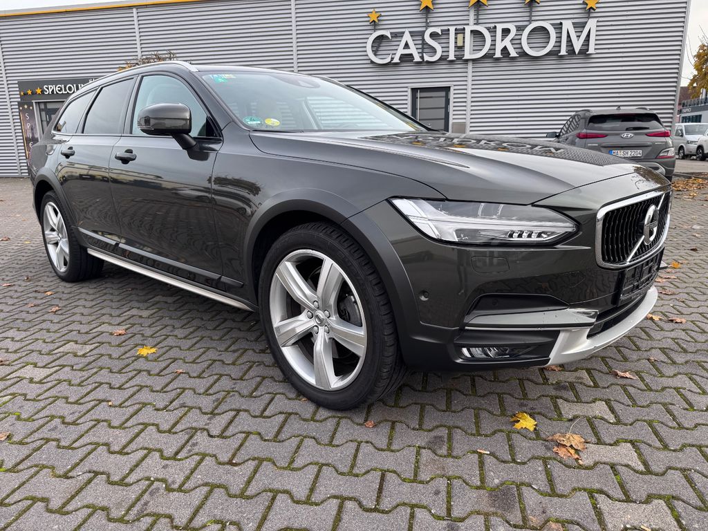 Volvo V90 Cross Country 2019