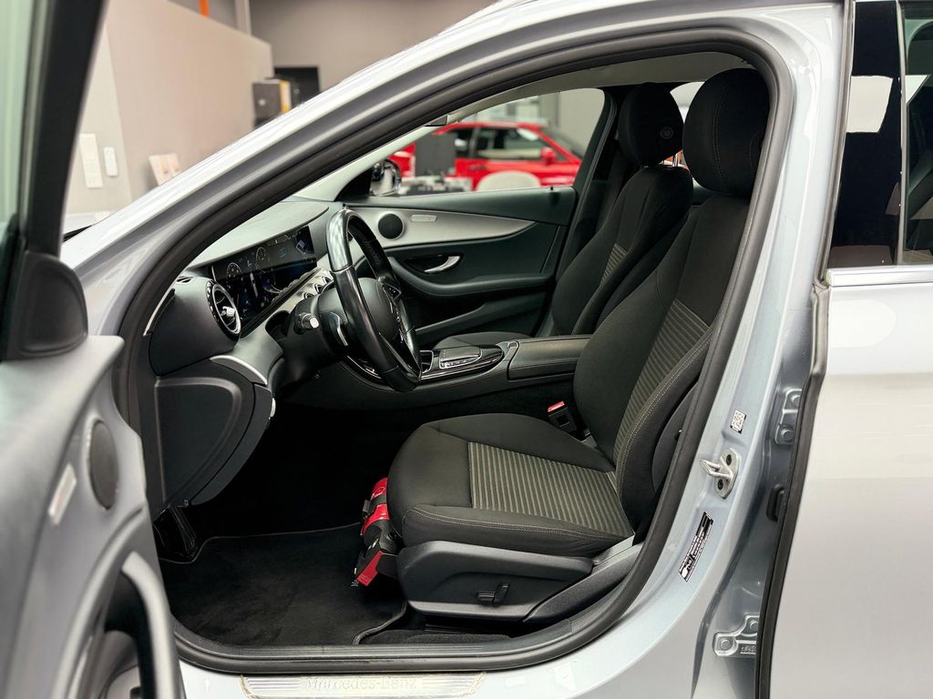 Mercedes-Benz E 300 2021