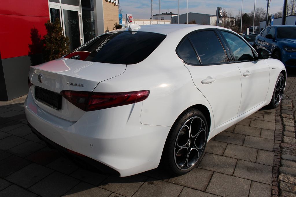 Alfa Romeo Giulia 2022