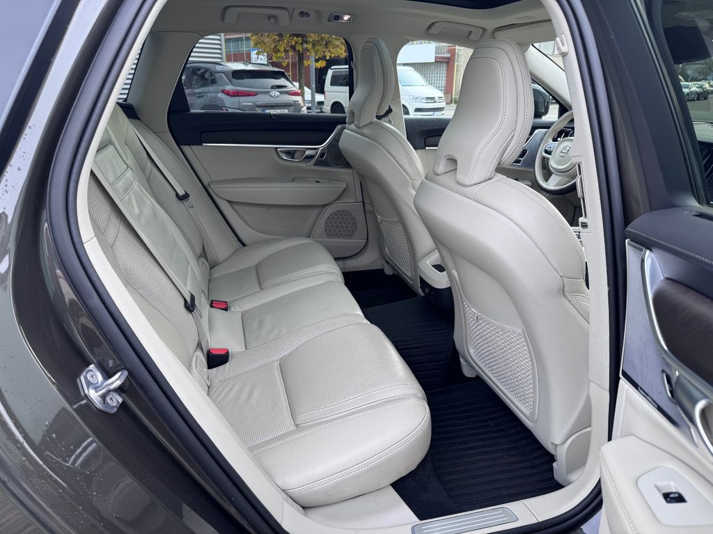 Volvo V90 Cross Country 2019