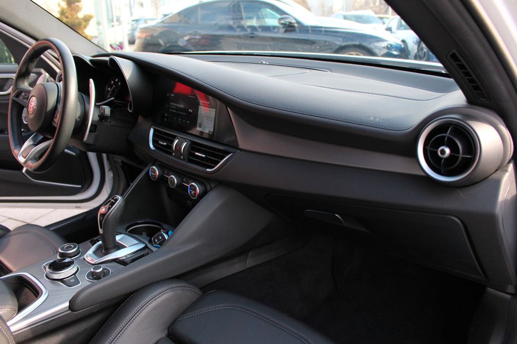 Alfa Romeo Giulia 2022