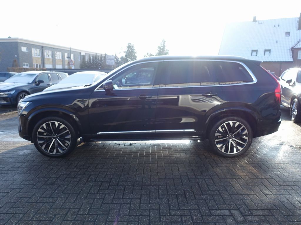 Volvo XC90 2025