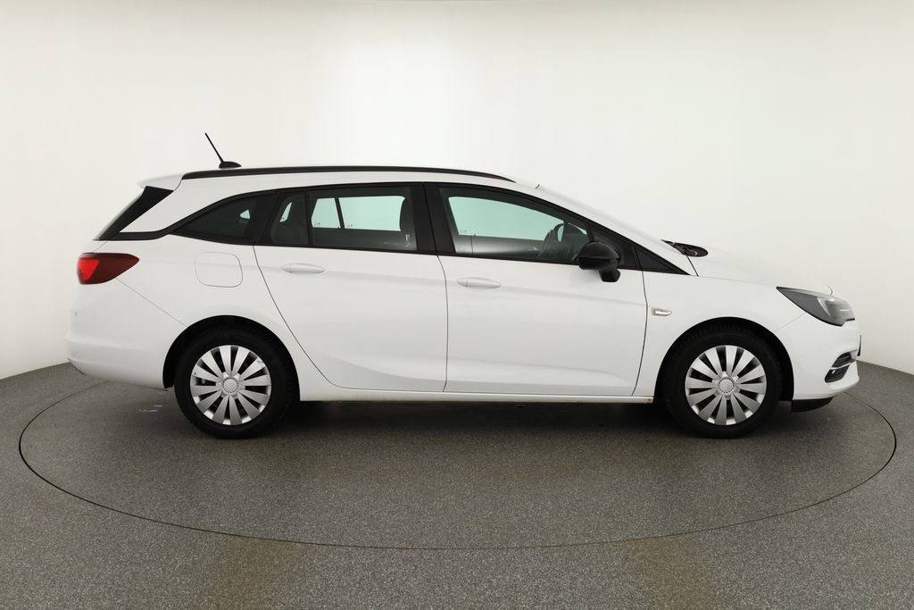 Opel Astra 2021