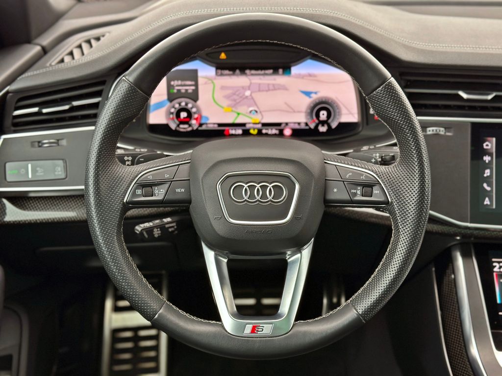 Audi SQ8 2023