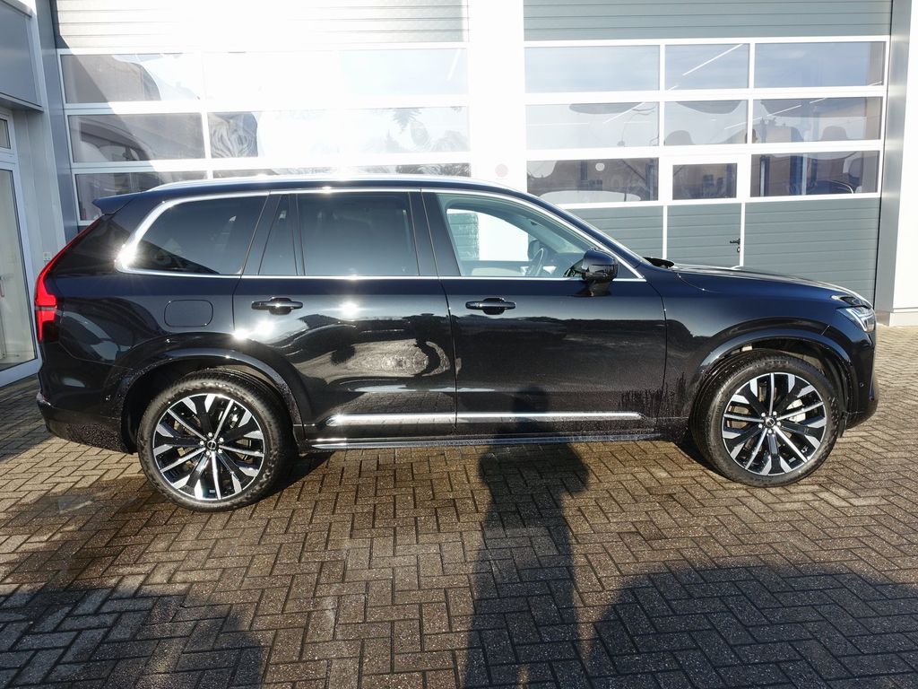 Volvo XC90 2025