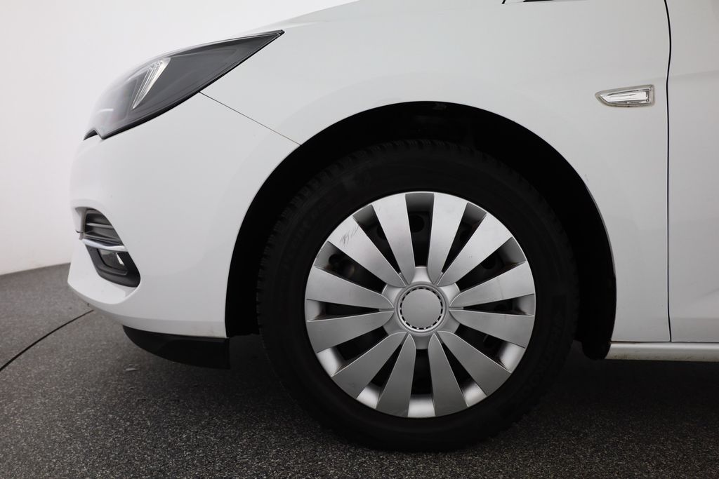 Opel Astra 2021