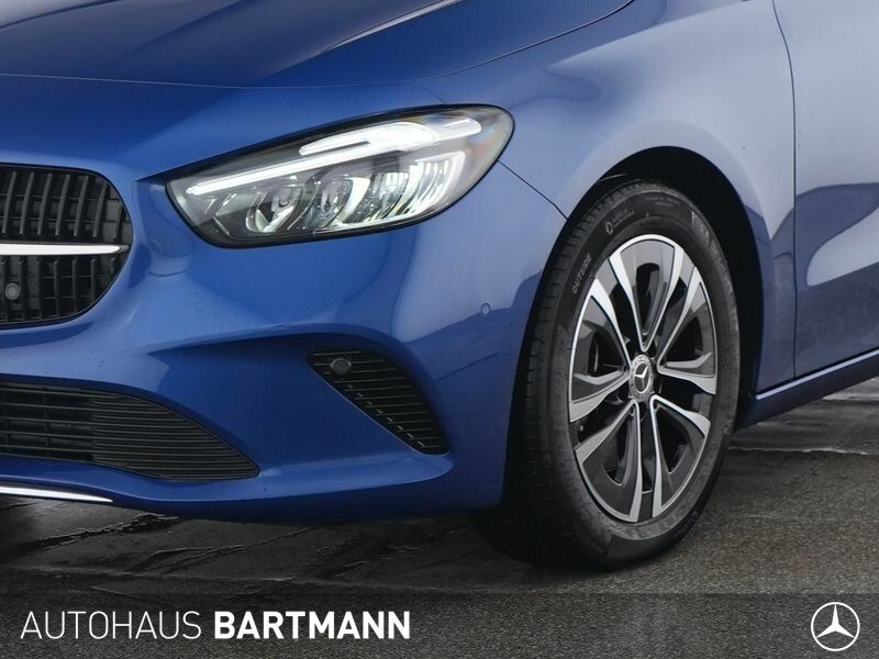 Mercedes-Benz B 220 2024