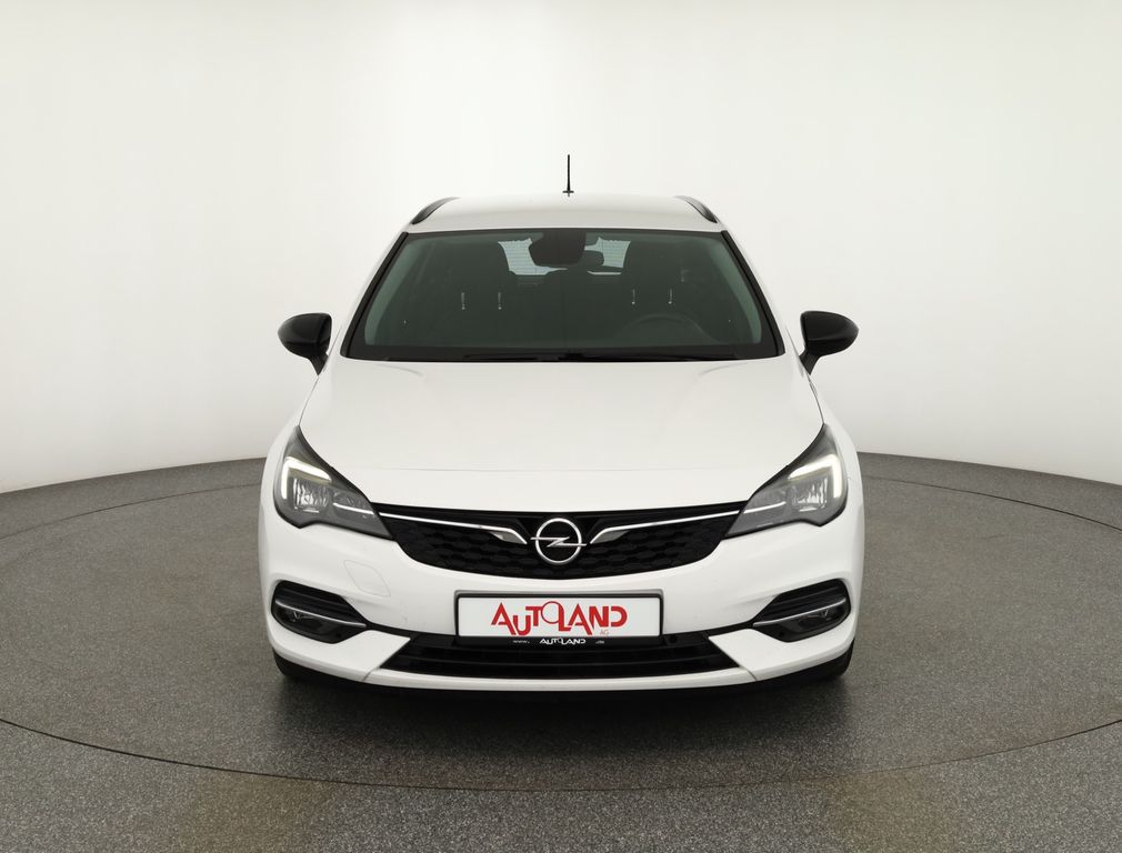 Opel Astra 2021