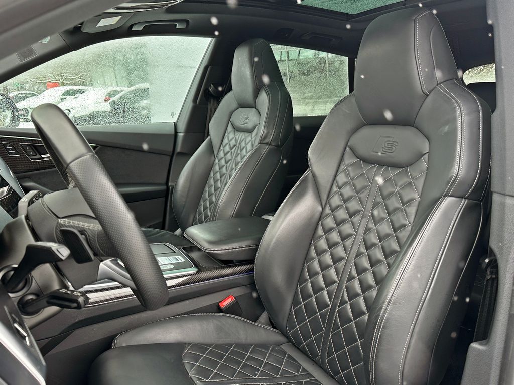 Audi SQ8 2023