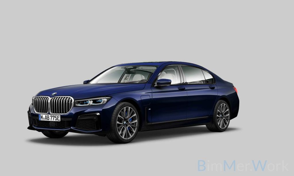 BMW 745 2021