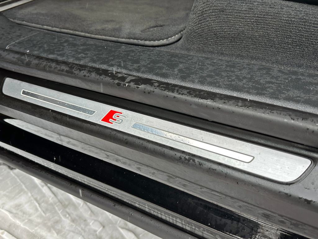 Audi SQ8 2023