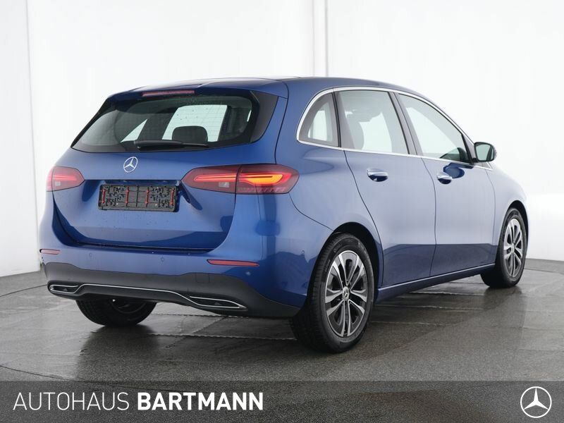 Mercedes-Benz B 220 2024