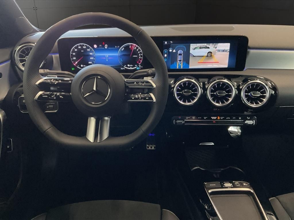 Mercedes-Benz A 250 2025