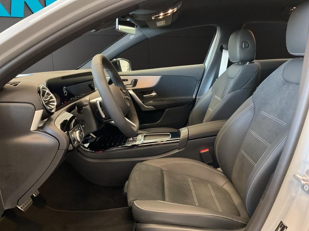 Mercedes-Benz A 250 2025