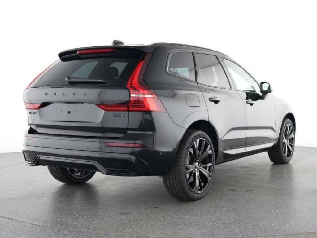 Volvo XC60 2025