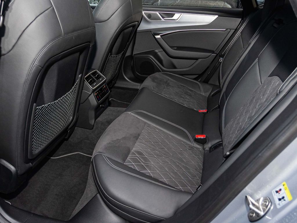 Audi S7 2023