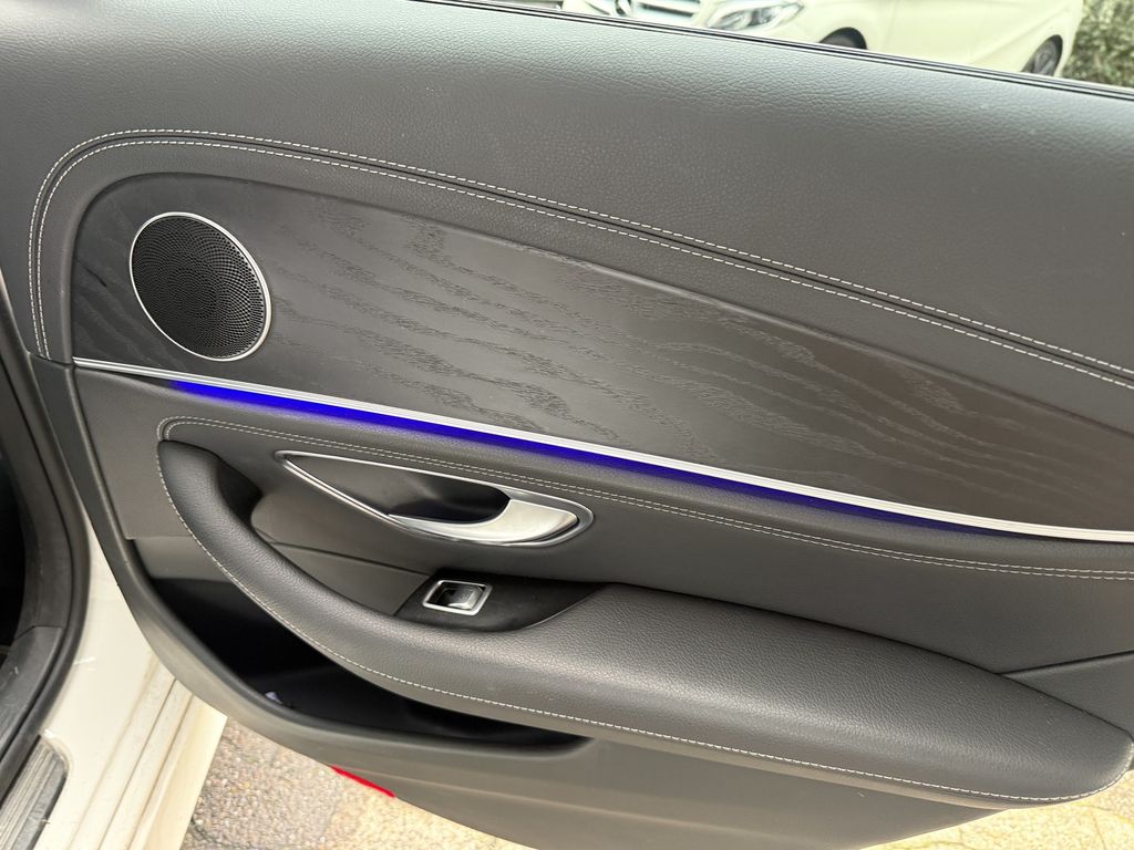 Mercedes-Benz E 300 2021