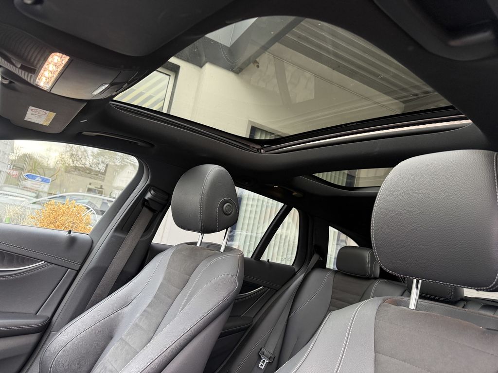 Mercedes-Benz E 300 2021