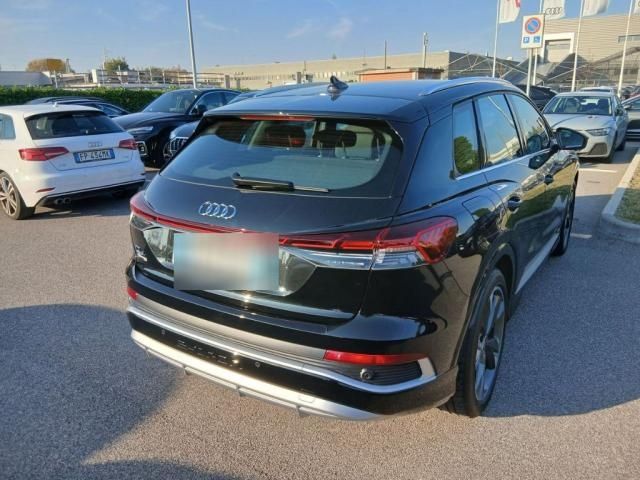 Audi Q4 e-tron 2023