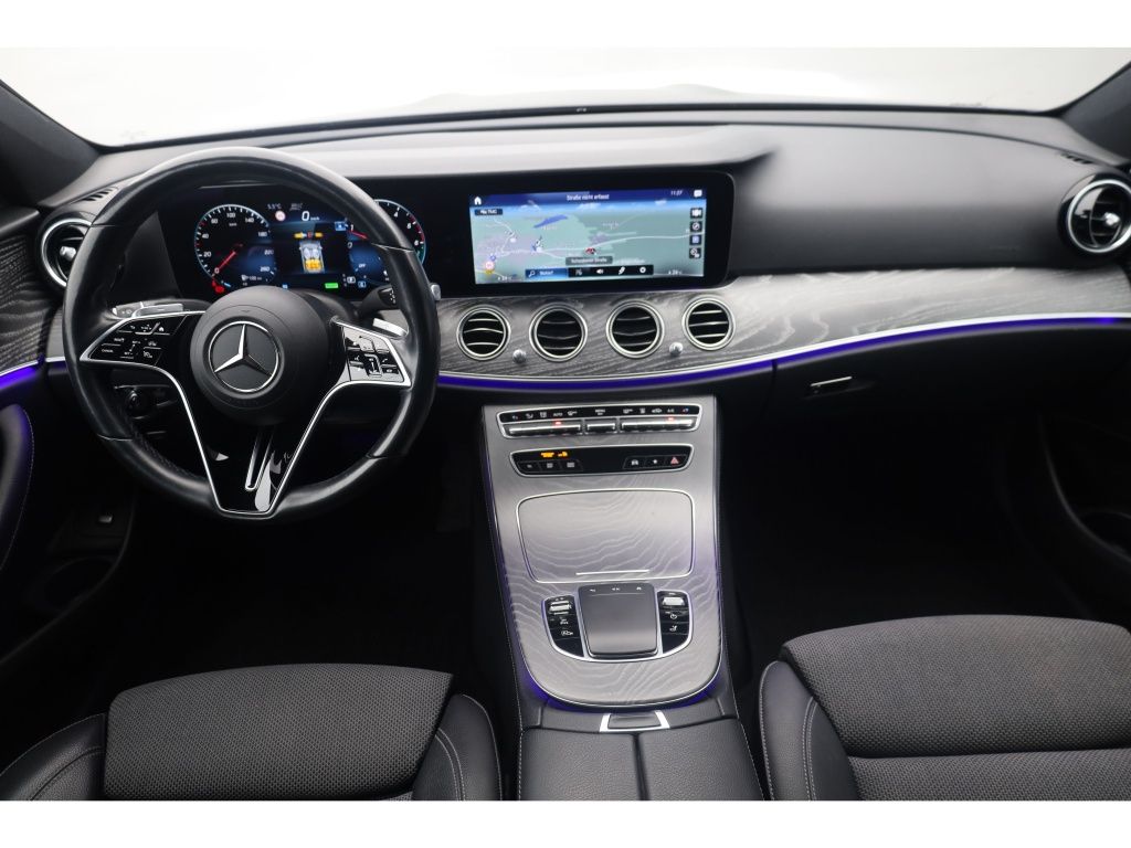 Mercedes-Benz E 300 2021