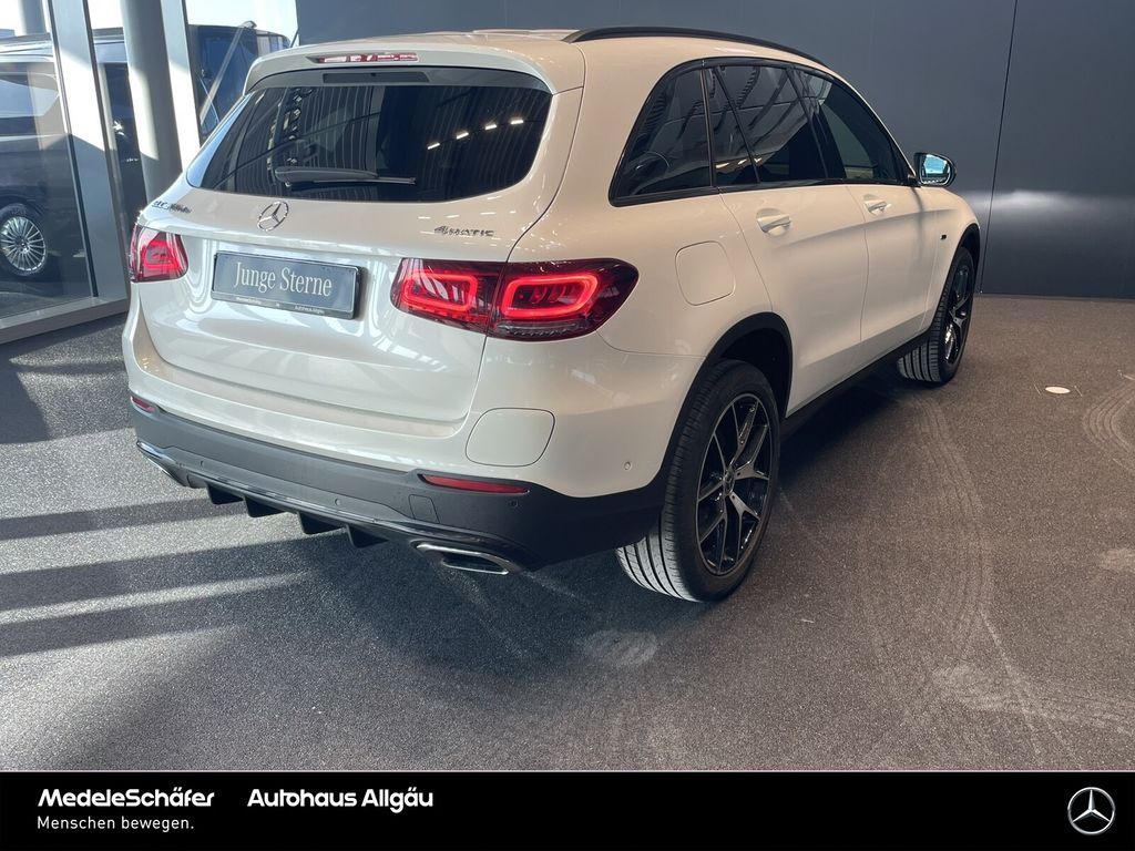 Mercedes-Benz GLC 300 2021