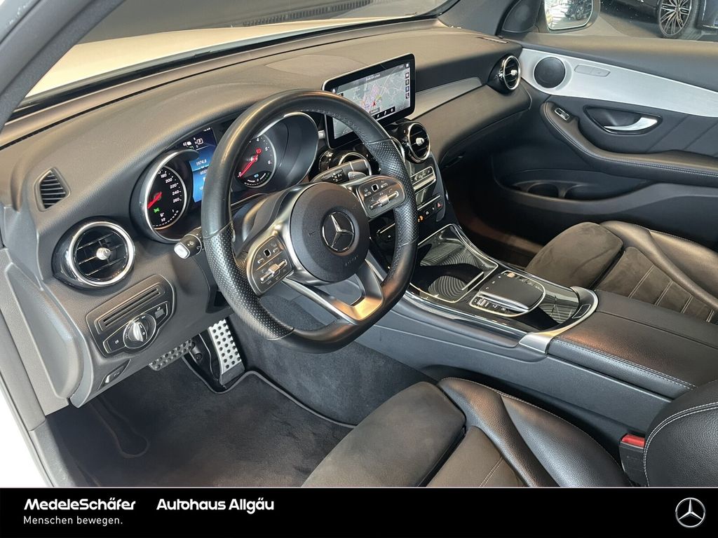 Mercedes-Benz GLC 300 2021