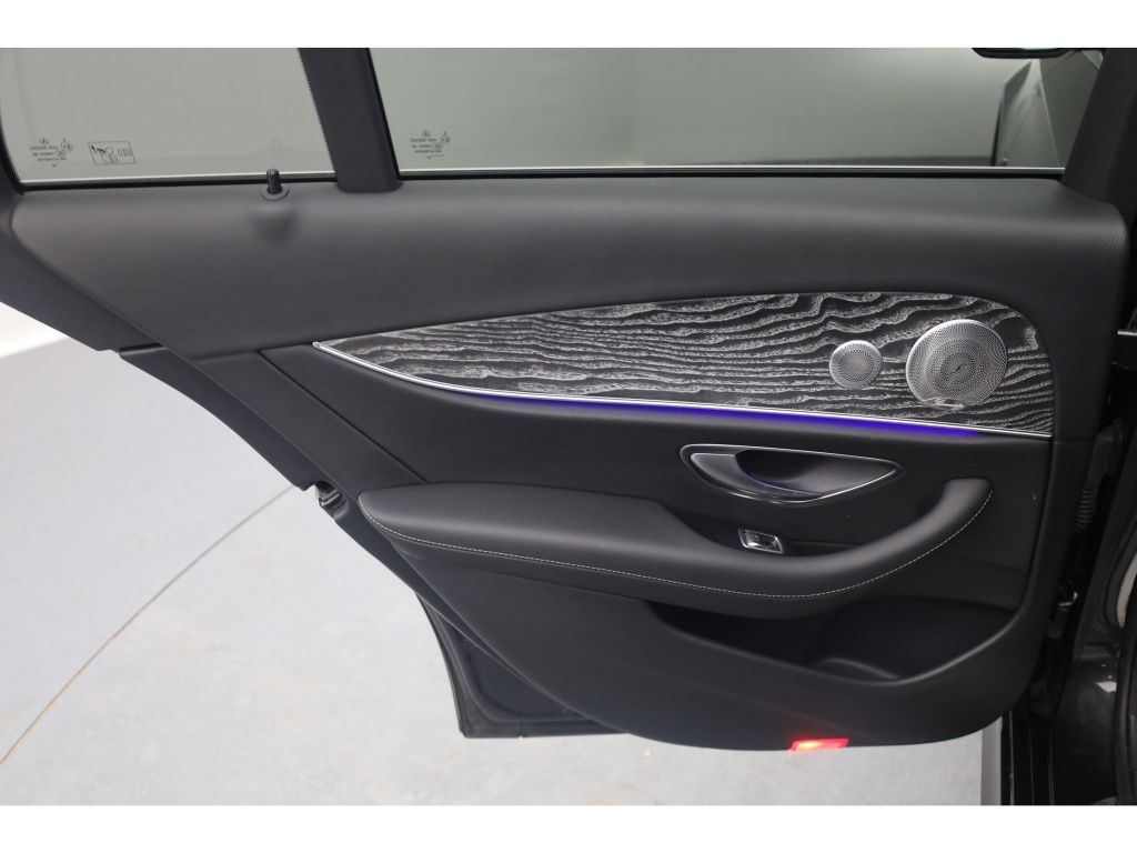 Mercedes-Benz E 300 2021