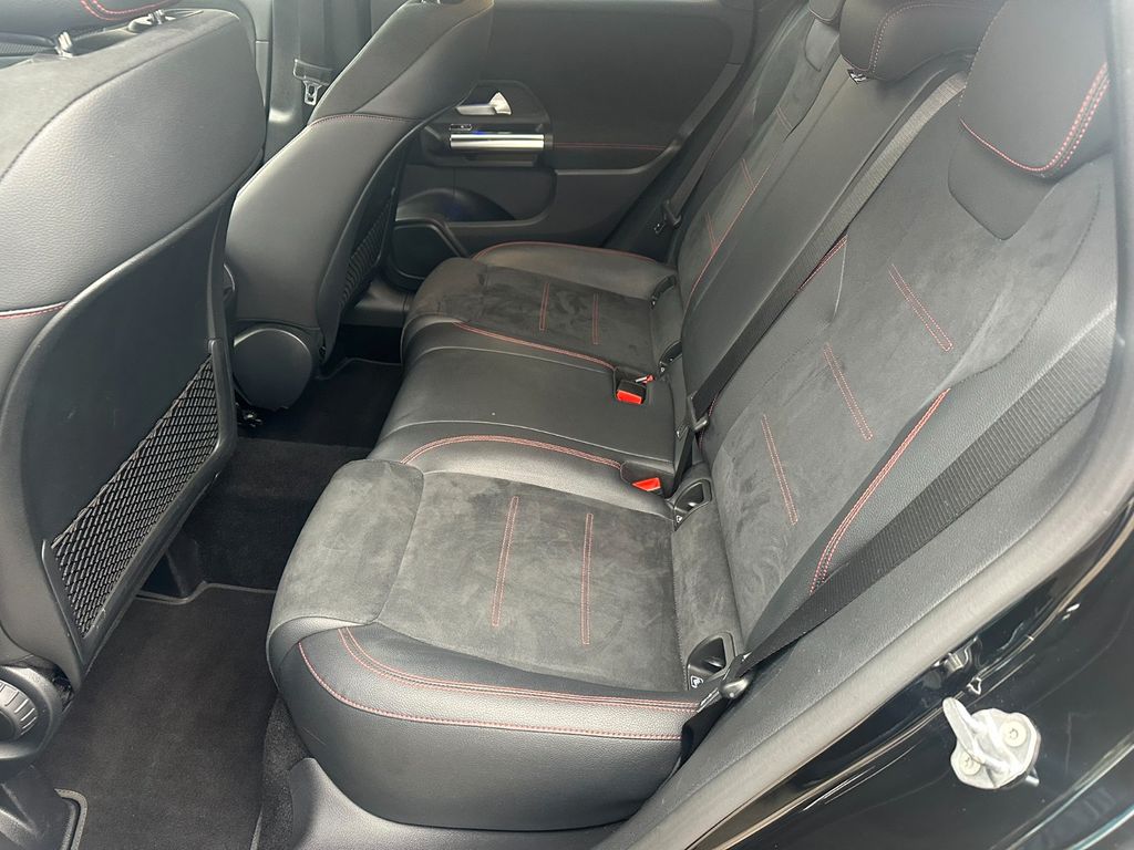 Mercedes-Benz B 250 2022