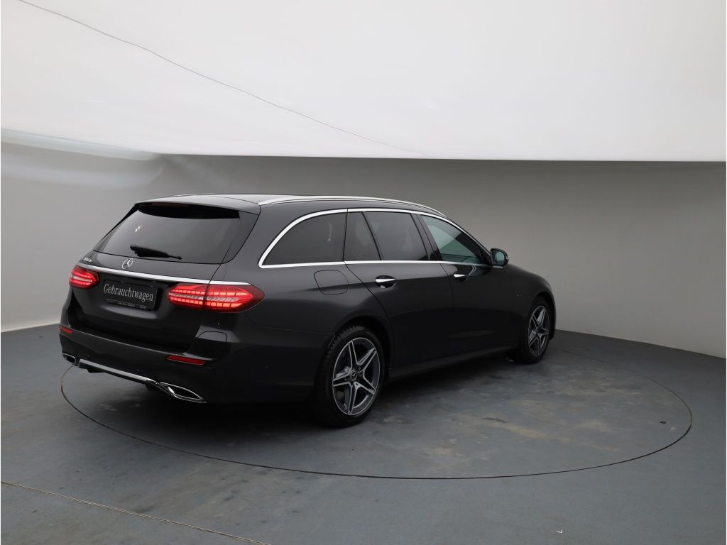 Mercedes-Benz E 300 2021