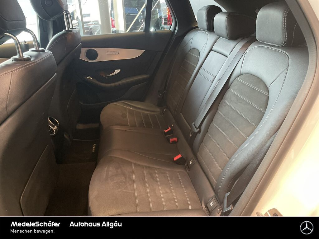 Mercedes-Benz GLC 300 2021