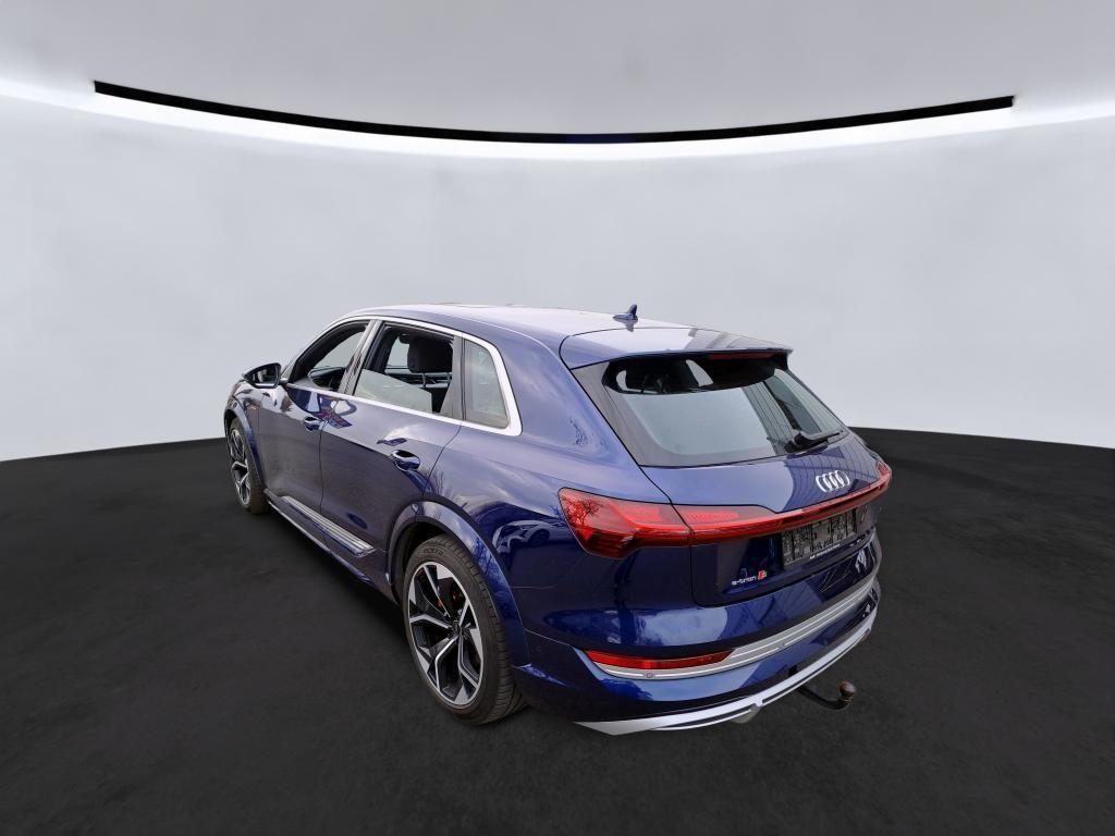 Audi e-tron 2022