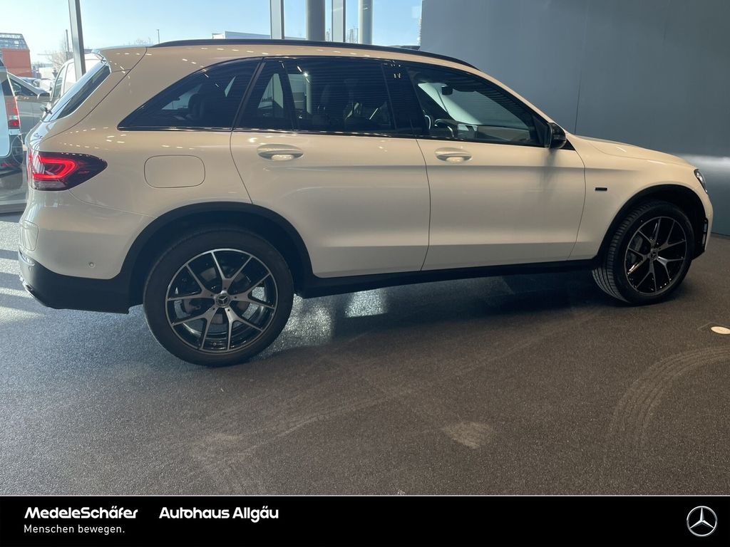 Mercedes-Benz GLC 300 2021