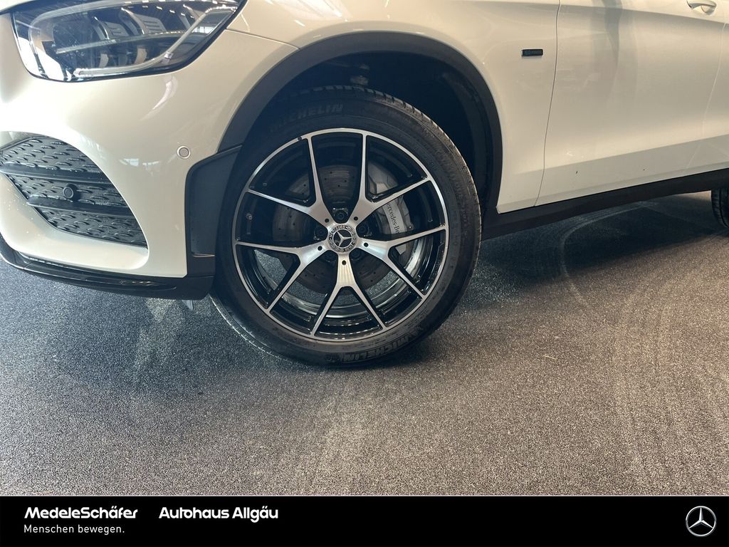 Mercedes-Benz GLC 300 2021