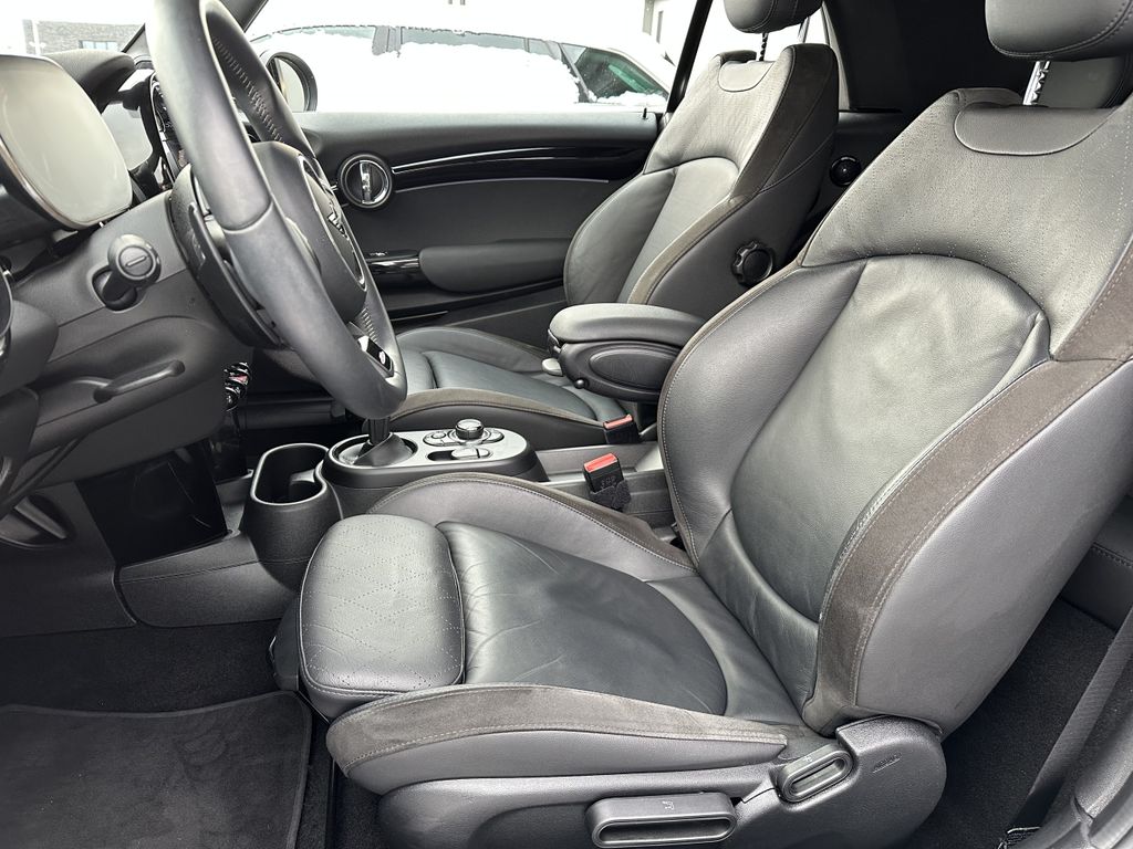 MINI John Cooper Works Cabrio 2022