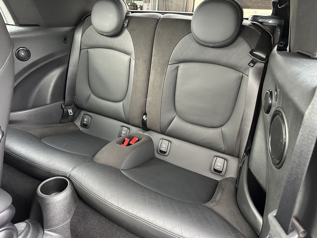 MINI John Cooper Works Cabrio 2022