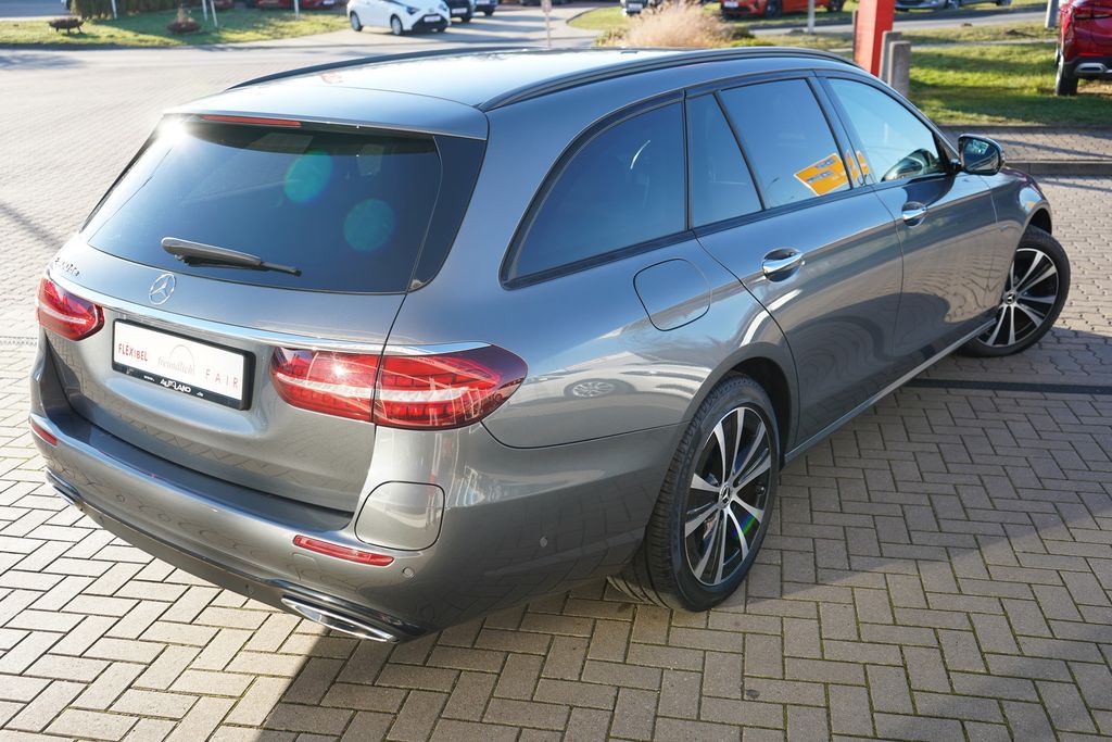 Mercedes-Benz E 300 2021