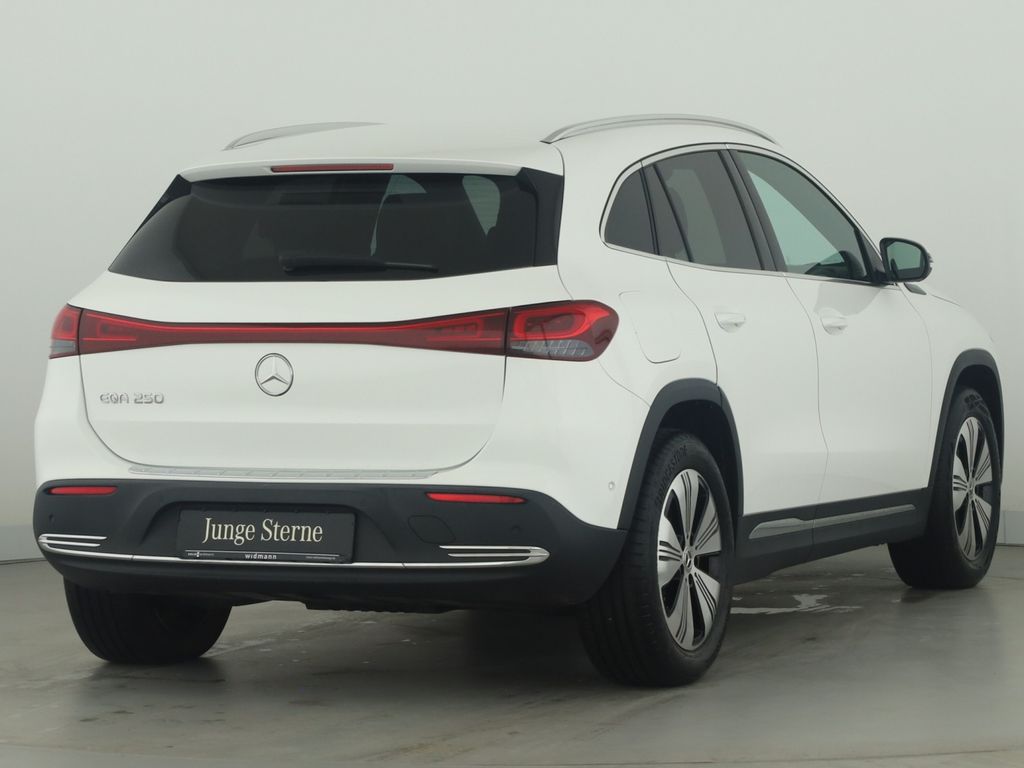 Mercedes-Benz EQA 2022