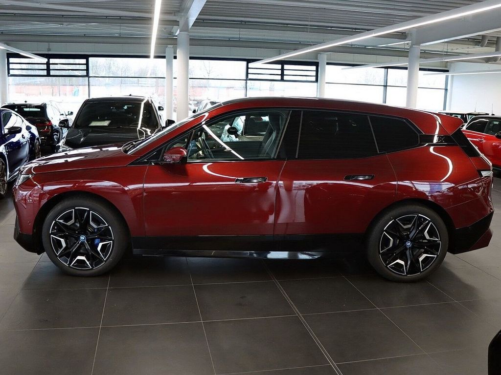 BMW iX 2021