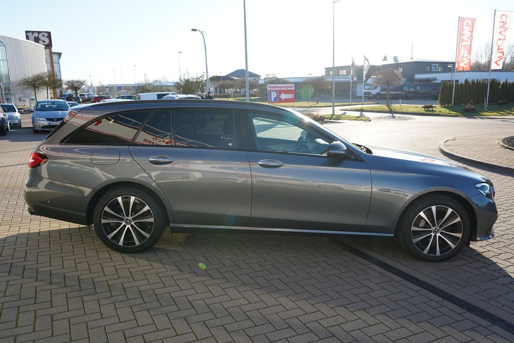 Mercedes-Benz E 300 2021