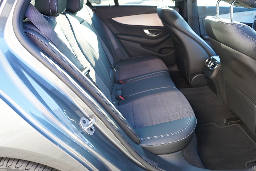 Mercedes-Benz E 300 2021