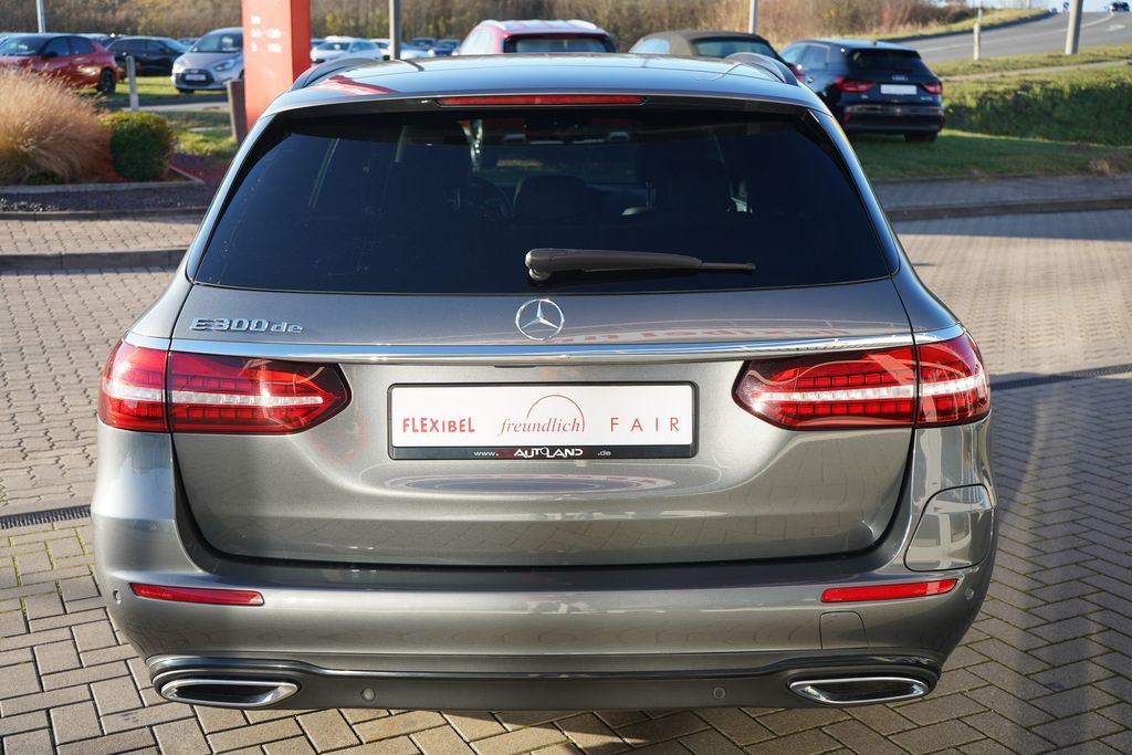 Mercedes-Benz E 300 2021