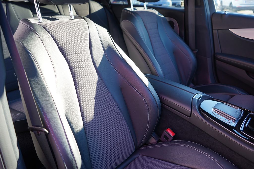 Mercedes-Benz E 300 2021