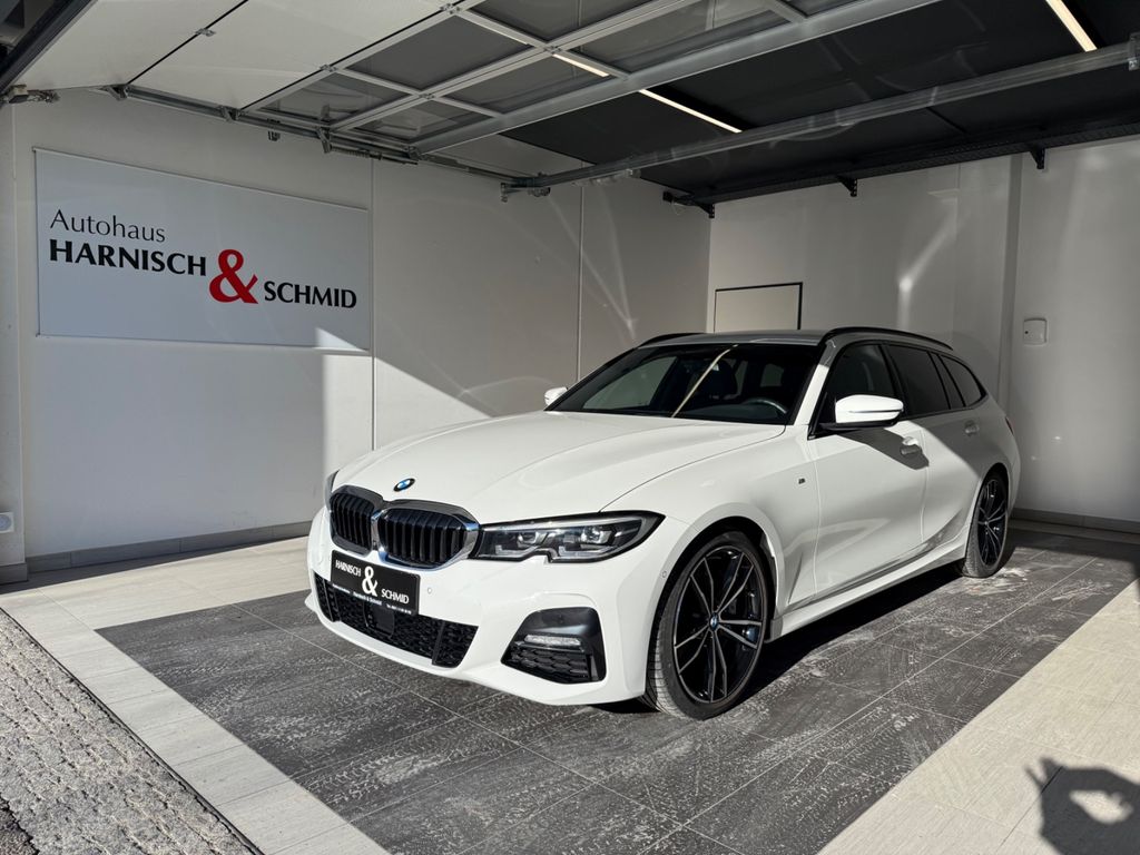 BMW 330 2020