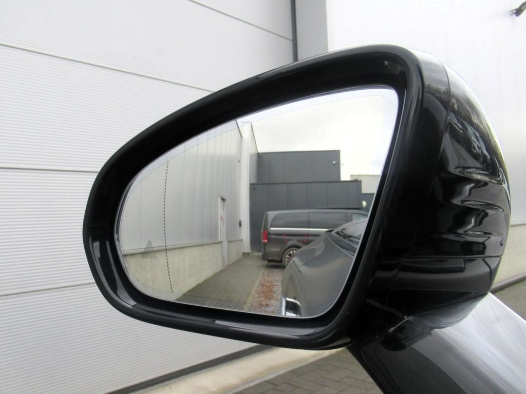 Mercedes-Benz SL 63 AMG 2023